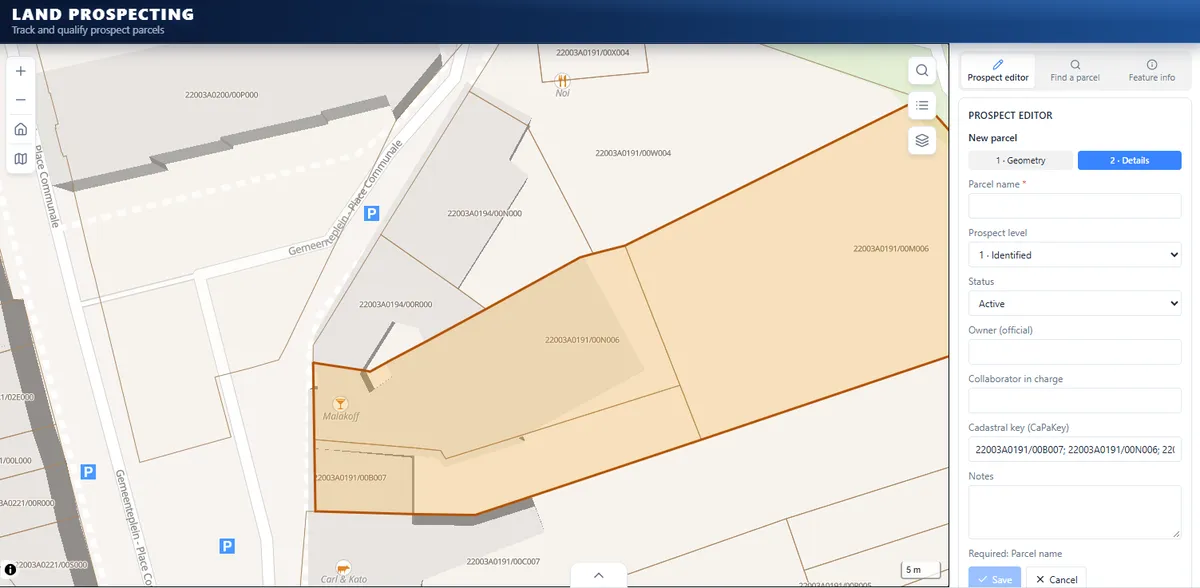 A land prospecting application: a prospect parcel drawn over the cadastre, with its details form (prospect level, status, owner, cadastral key)
